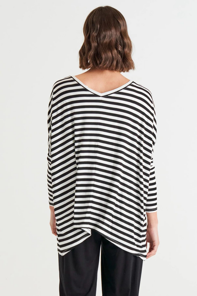 Betty Basics | Kyoto V-Neck Loose Stretchy Basic Tee - Black/White Stripe