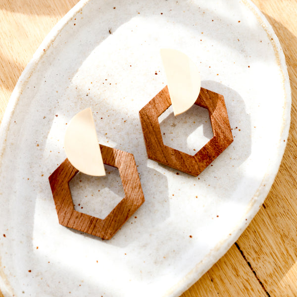 Kiki wooden hexagon earrings