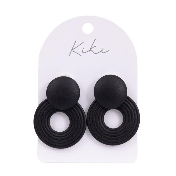 Kiki black wooden circle earrings